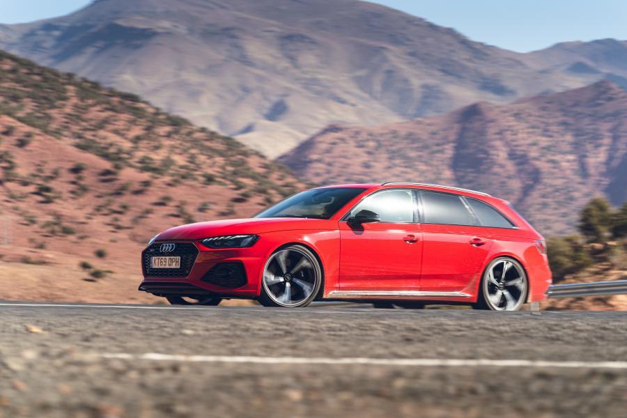  Audi RS4 Avant (B9) 2020 года  (UK) (фото 10 из 80)